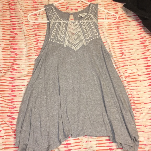 American Eagle Outfitters Tops - Adorable American Eagle flowy tank